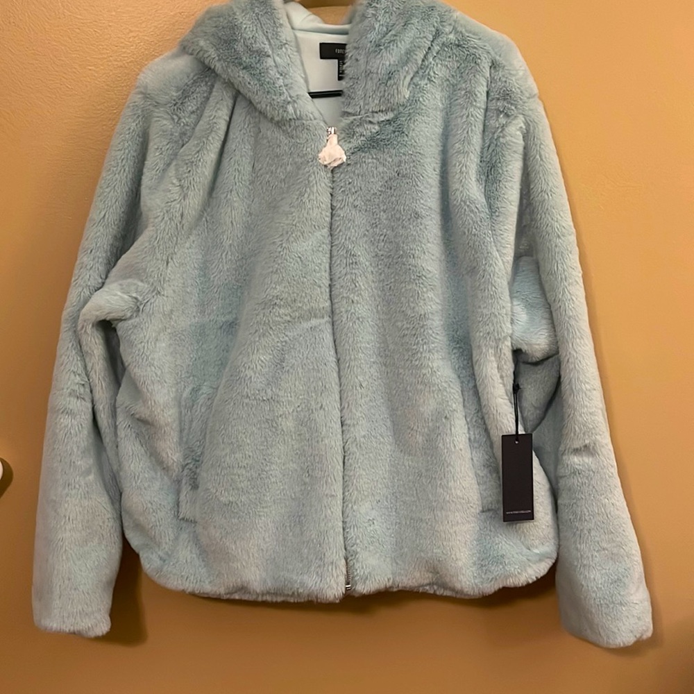 Forever, 21 beauty 😍 Plush faux fur zip up hoodie - mint green, - Picture 1 of 3